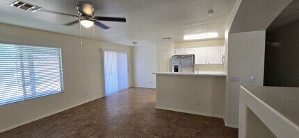 8568 W Vogel Ave in Peoria, AZ - Building Photo - Building Photo