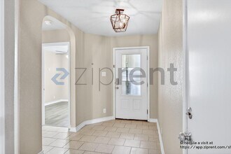 8745 Ironwood Hill in San Antonio, TX - Building Photo - Building Photo