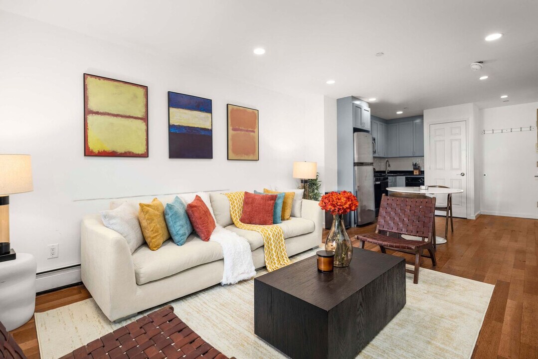 15 St Marks Pl, Unit SI ID1291588P in New York, NY - Foto de edificio