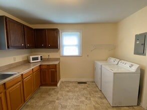 2207 Roberts St in Raleigh, NC - Building Photo - Building Photo