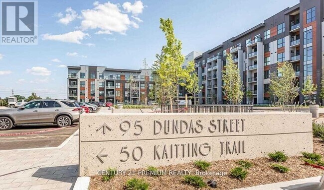 50 Kaitting Trail in Oakville, ON - Building Photo - Building Photo
