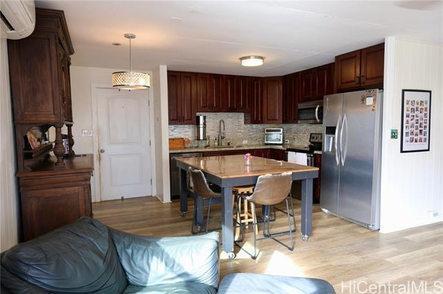 2137 California Ave in Wahiawa, HI - Building Photo - Building Photo