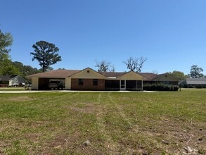 133 River Ridge Rd in Brunswick, GA - Building Photo - Building Photo