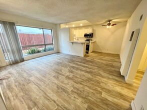 3419 Keystone Av, Unit 19 02 in Los Angeles, CA - Building Photo - Building Photo