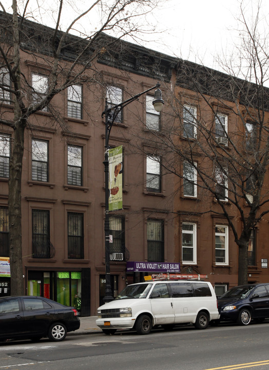 350 E 116th St in New York, NY - Building Photo