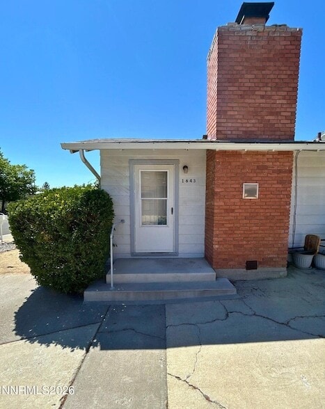 1643 Lakeside Dr in Reno, NV - Building Photo - Building Photo