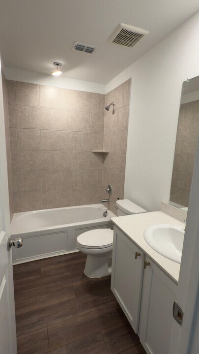 1816 Da Vinci Dr in Little Elm, TX - Building Photo