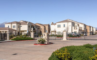 17582 Arrow Blvd in Fontana, CA - Building Photo - Building Photo