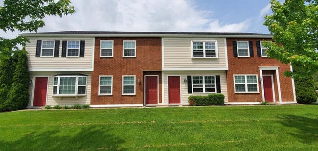 1613 Worthington Row Dr in Columbus, OH - Building Photo - Building Photo