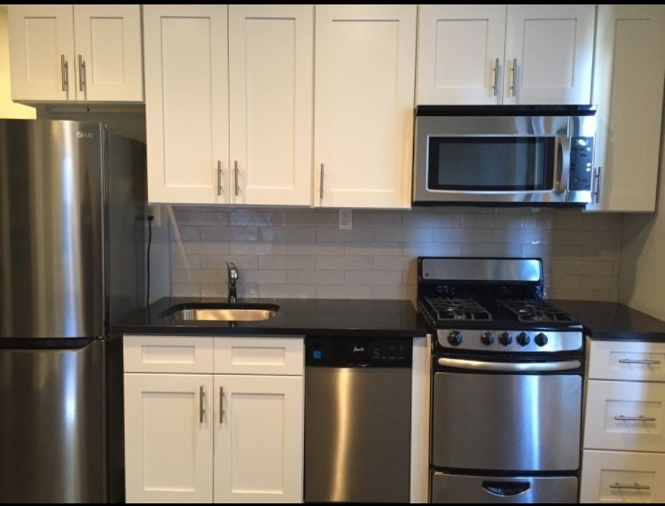 1628 Broadway in Brooklyn, NY - Building Photo