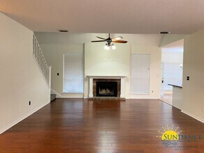 6268 Calle De Hidalgo in Navarre, FL - Building Photo - Building Photo