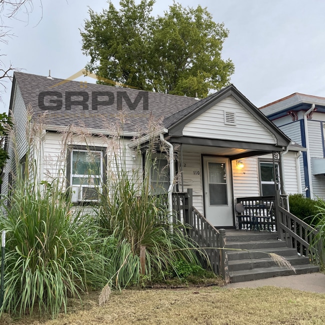 property at 110-112 W 7th Ave