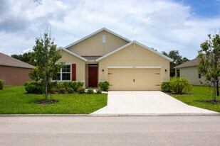 2716 Granville Mnr SW in Vero Beach, FL - Building Photo
