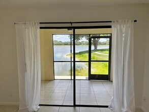 2650 Greenwood Terrace in Boca Raton, FL - Building Photo - Building Photo