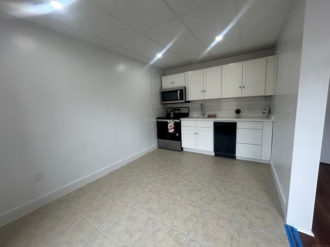 property at 156 Garfield Ave
