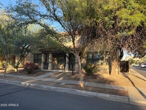 1709 S Constellation Way in Gilbert, AZ - Building Photo - Building Photo