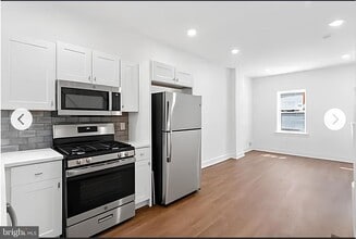 5022 Ogden St in Philadelphia, PA - Building Photo - Building Photo