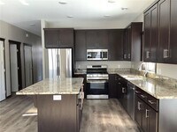 166 Cardinal Ln photo'