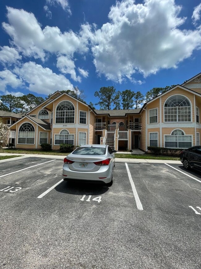 2010 Royal Bay Blvd