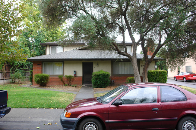 775 Carro Dr in Sacramento, CA - Building Photo - Building Photo