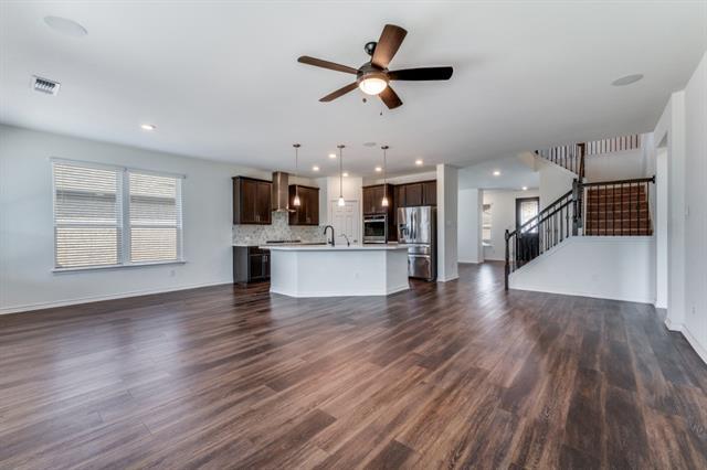 916 Waggoner Dr in Krugerville, TX - Building Photo - Building Photo