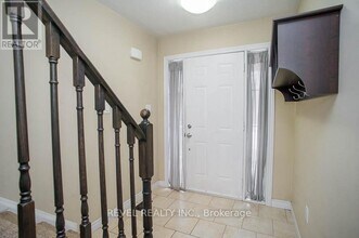 20 McConkey Crescent in Brantford, ON - Building Photo - Building Photo