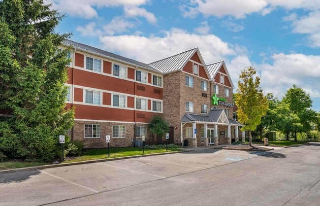 Furnished Studio-Indianapolis - West 86th St. in Indianapolis, IN - Building Photo - Building Photo