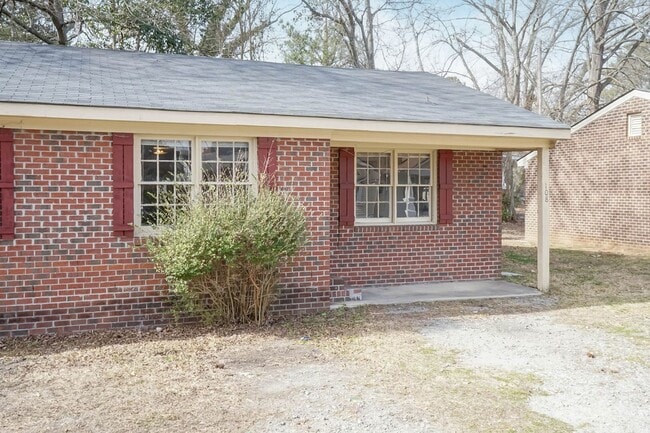 108 S Pine St in Rocky Mount, NC - Building Photo - Building Photo