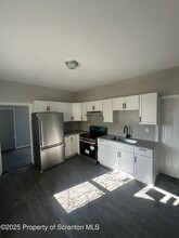 929 Madison Ave in Scranton, PA - Building Photo - Building Photo