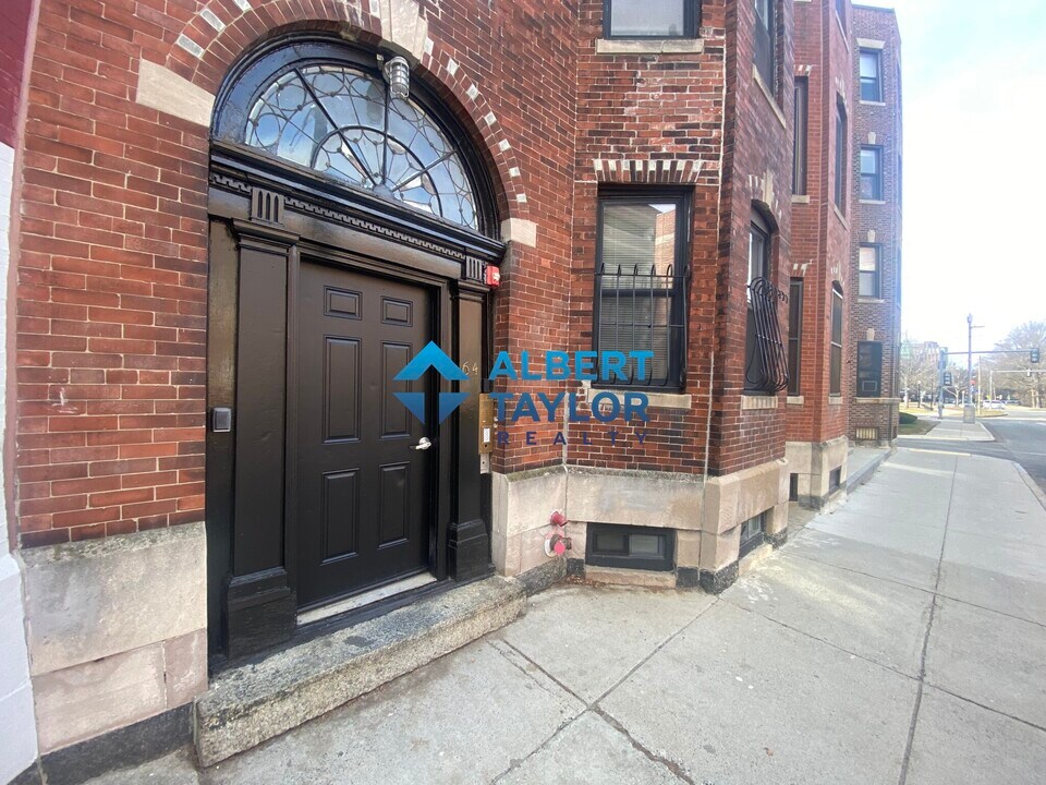 64 Louis Prang St, Unit 2 in Boston, MA - Building Photo