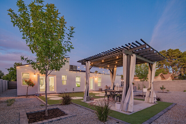 721 E Palmaire Ave in Phoenix, AZ - Building Photo - Building Photo