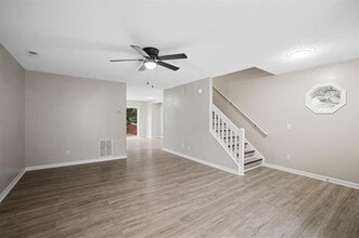 2331 Avalon Wds Dr in Harrisonburg, VA - Building Photo - Building Photo