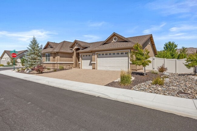 9600 Abigail Way in Reno, NV - Building Photo - Building Photo