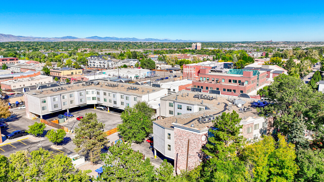 Main Street Apartments in Littleton, CO - Building Photo