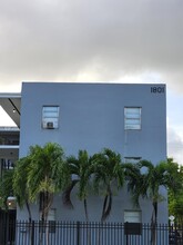 1801 NW 54th St in Miami, FL - Building Photo - Building Photo