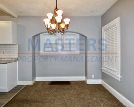943 Brinton Dr in Toledo, OH - Building Photo - Building Photo