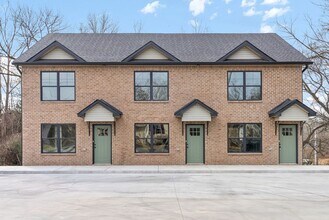 332 Church St in Clarksville, TN - Building Photo - Building Photo