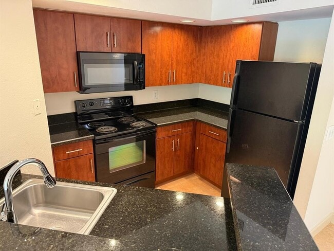 property at 457 Vista Isles Dr