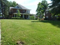 Kingman Gardens in Des Moines, IA - Foto de edificio - Building Photo