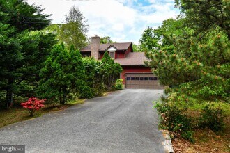 2062 Farragut Dr in Stafford, VA - Foto de edificio - Building Photo