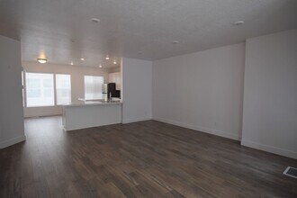 4727 Hillhouse Cv in Murray, UT - Building Photo - Building Photo