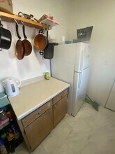 32 Glenville Ave, Unit 3 in Boston, MA - Foto de edificio - Building Photo