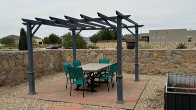 3575 Sierra Del Sol Ave in Las Cruces, NM - Building Photo - Building Photo