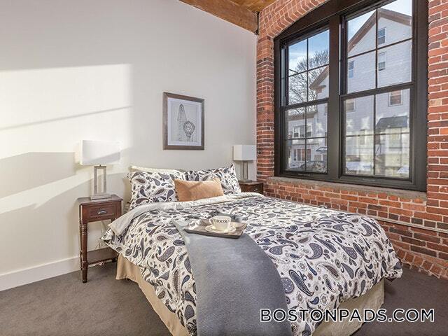 60 Water St