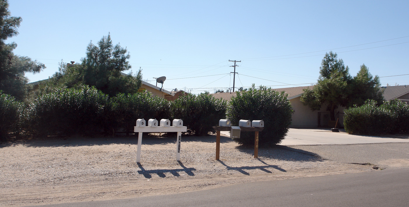 A in Hesperia, CA - Building Photo