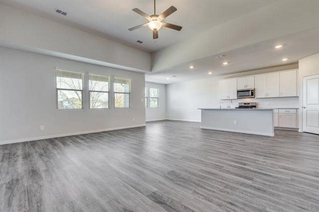 property at 4005 Turpin Dr