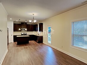 210 Pebblefield Trce in Lawrenceville, GA - Building Photo - Building Photo