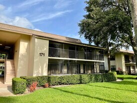 171 Deer Creek Blvd in Deerfield Beach, FL - Building Photo