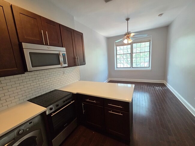 283 Keswick Ave, Unit E