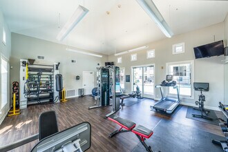 Kensington Apartments in Pleasanton, CA - Building Photo - Building Photo
